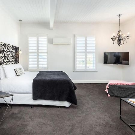 Altitude Studio Apartment Martinborough Eksteriør bilde